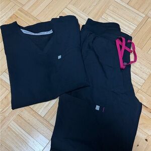 Fabletics Black Scrub Set with Pink Details